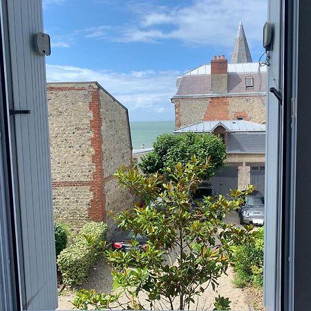 Studio Vue Mer A 2 Min De La Plage Villerville Exterior photo